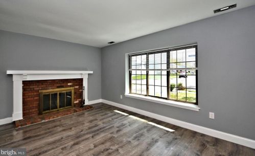 607 Haskall Rd, Fairless Hills PA  19030-3822 exterior