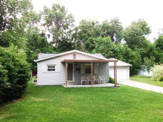 2509 Camden Dr, Blmgtn, IN 47403-3615