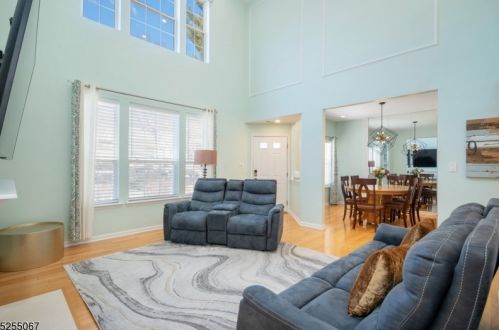 4 Evergreen Way, Mount Arlington NJ  07856-1377 exterior