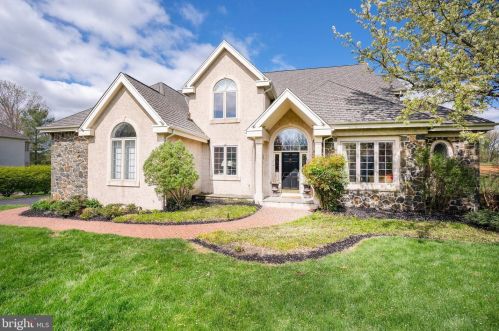 7 Alders Ln, Wilmington, DE 19807-3051