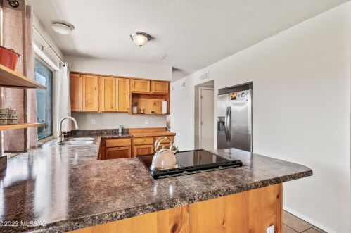 1519 Logan Dr, Tucson AZ 85710-6323 exterior