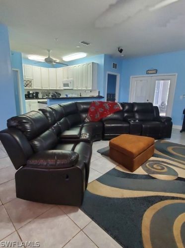 1605 Hibiscus Ave, Lehigh Acres, FL 33972-6904