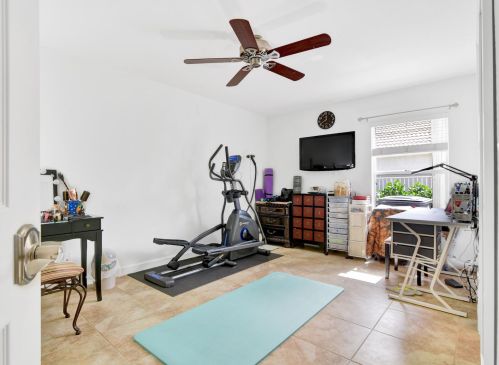 7219 Serrano Ter, Delray Beach FL  33446-2200 exterior