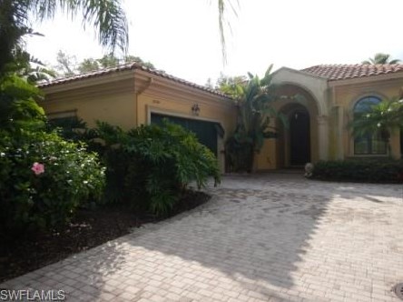 2690 Firebush Ln, Naples, FL 34105-3040