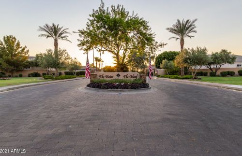 1161 Island Dr, Chandler, AZ 85248-3746