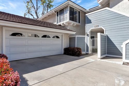 5651 Stetson Ct, Anaheim, CA 92807-4651