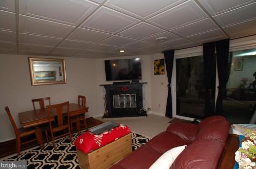 4825 Weatherhill Dr, Wilmington DE  19808-4376 exterior