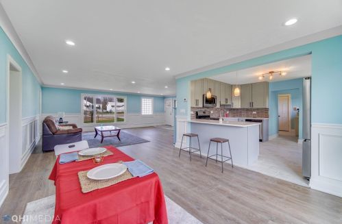 135 73rd Ave, Gary IN  46410-3657 exterior