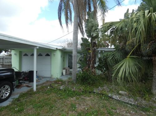 13414 Neptune Dr, Port Richey, FL 34667-1620