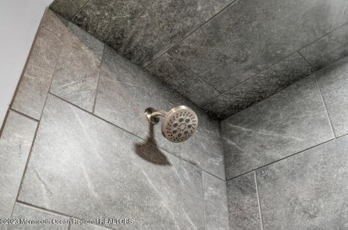 2 Taylor Ct, Lakewood NJ  08701-7317 exterior