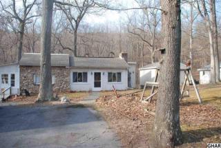 1241 Mountain Rd, Water Gap, PA 17018-9425