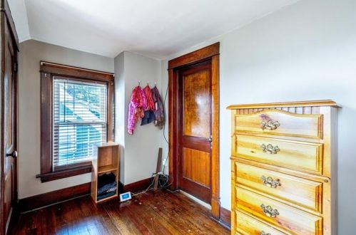 324 Elm Rd, Ambridge PA  15003-2134 exterior