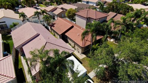 17776 27th Ct, Hollywood, FL 33029-5106