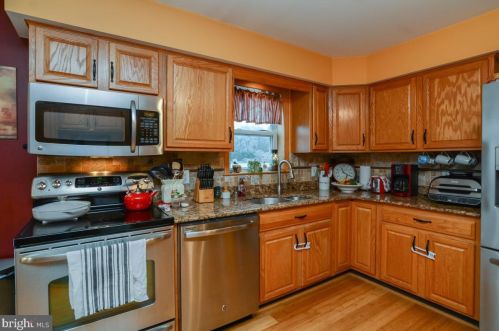 6408 Deer Mdw Rd, Farmington DE  19950-4564 exterior