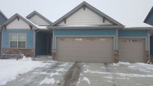 695 Madrone Ln, Waukee, IA 50263-9699