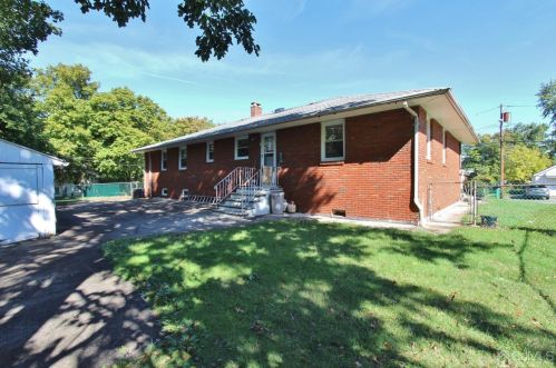 10 Jackson Ave, South Plainfield, NJ 07080-2759