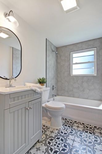 9028 Revere Ct, Hammond IN  46321-3219 exterior