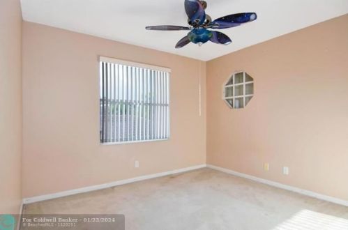 17398 20th Ct, Hollywood FL  33029-5541 exterior