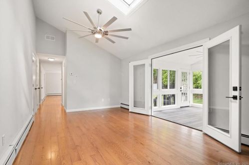 208 Lefoll Blvd, Wapping CT  06074-4261 exterior