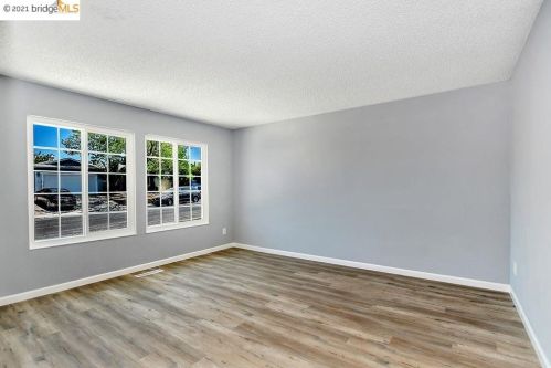 920 Jensen Cir, West Pittsburg, CA 94565-6310