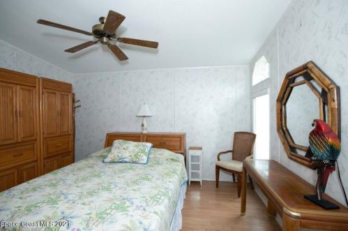 949 Wren Cir, Sebastian FL  32976-7508 exterior