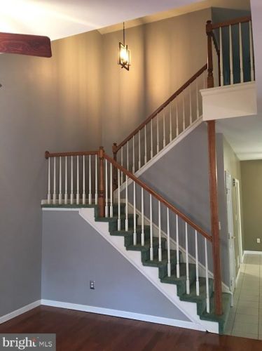 6641 Mine Dr, Macungie PA  18062-8713 exterior