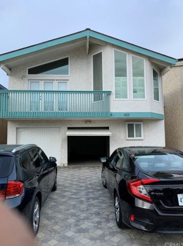 265 Hollywood Blvd, Oxnard CA 93035-4420 exterior