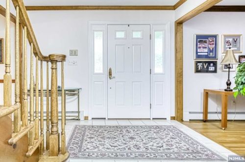 7 Heather Ln, Ridgewood NJ  07452-2835 exterior