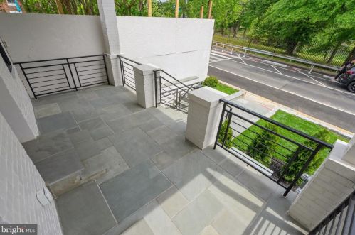 3526 Park Pl, Washington, DC 20010-1720