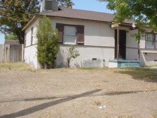 805 Fairfax Rd, Bakersfield, CA 93306-5703