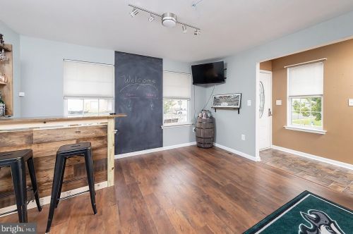 317 Guest Ave, Swedesboro NJ  08085-1011 exterior