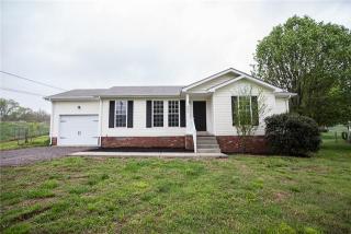 998 Hot Shot Dr, Clarksville, TN 37042-7805