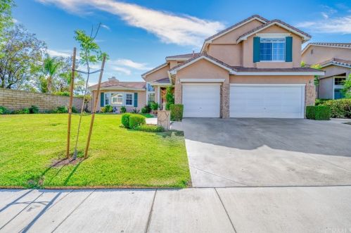 27427 Waynesborough Ln, Santa Clarita, CA 91354-1820