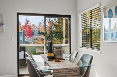 1068 Maywood Ln, Pacheco CA  94553-4176 exterior