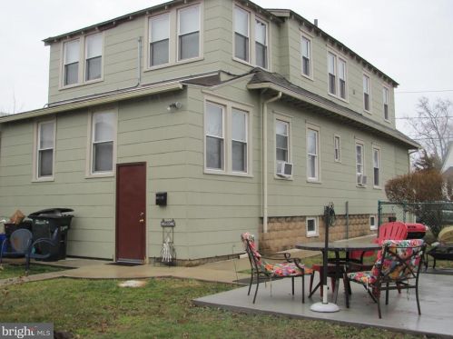 21 Collingswood Ave, Camden NJ  08107-1203 exterior