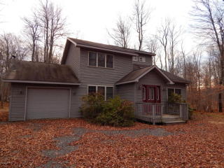 97 Delbert Dr, Gouldsboro, PA 18424-8780