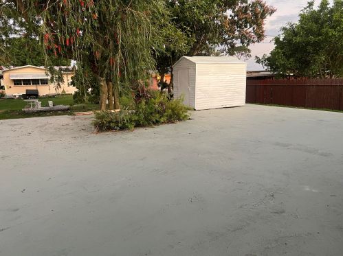 961 2nd St, Belle Glade FL  33430-2023 exterior