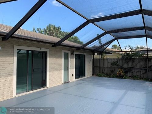 5550 Golden Eagle Cir, West Palm Beach, FL 33418-1523