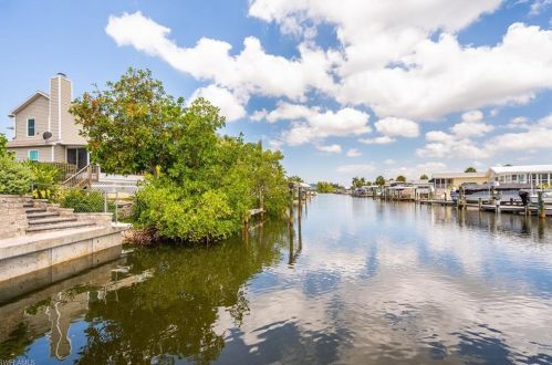 17841 Rebecca Ave, Fort Myers Beach FL  33931-3002 exterior