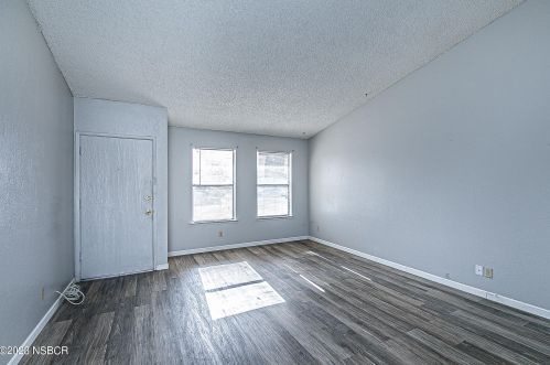 1061 Wildwood Rd, Santa Maria CA  93454-2442 exterior