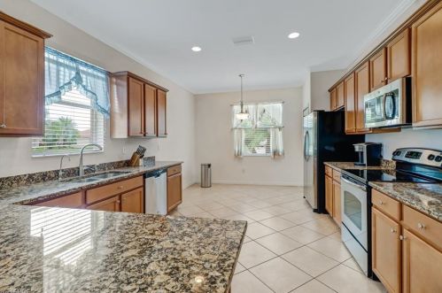 14721 Cranberry Ct, Naples FL  34114-8661 exterior