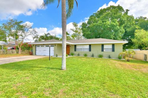 630 Hillside Cir, Lake Alfred FL  33850-3112 exterior