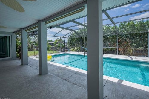 2908 20th Ave, Cape Coral, FL 33904-4019