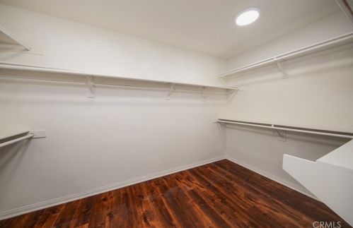 957 Queen Annes Ln, Beaumont CA  92223-7808 exterior