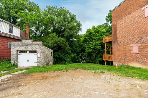 702 Pike St, Covington KY 41011-2126 exterior