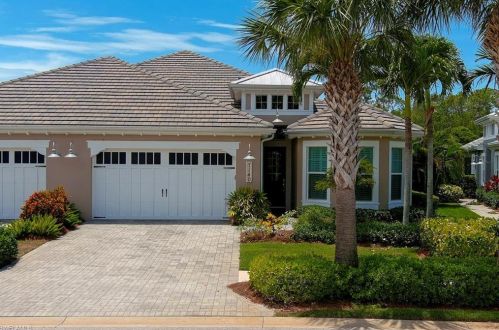 7140 Dominica Dr, Naples, FL 34113