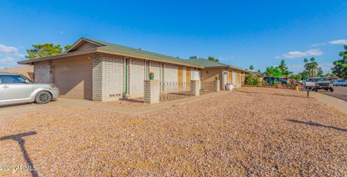 9233 48th Dr, Glendale, AZ 85302-3648