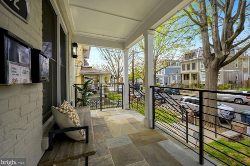 902 Webster St, Washington, DC 20011-7130