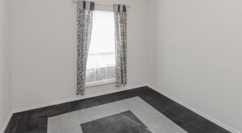 113 Mdw Ln, Denton TX  76207-7409 exterior