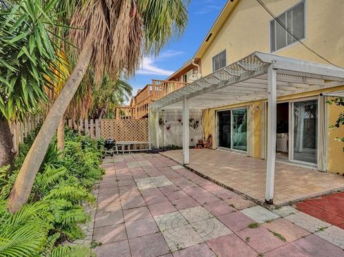 3124 Spanish Trl, Delray Beach FL  33483-4711 exterior